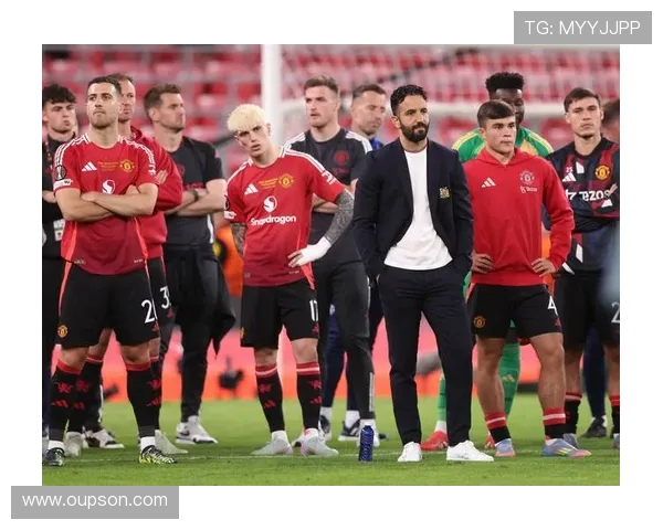 胜率仅40%,阿莫林执教曼联20个英超主场只赢了8场 胜率仅40%,阿莫林执教曼联20个英超主场只赢了8场